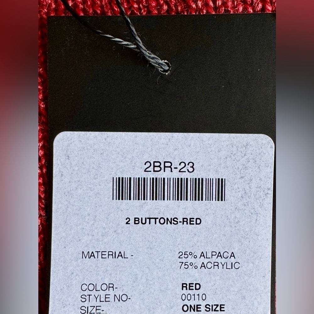 New Urku Red Alpaca Blend Made in Ecuador Soft & Cozy 2 Button Poncho - One Size - Picture 4 of 12